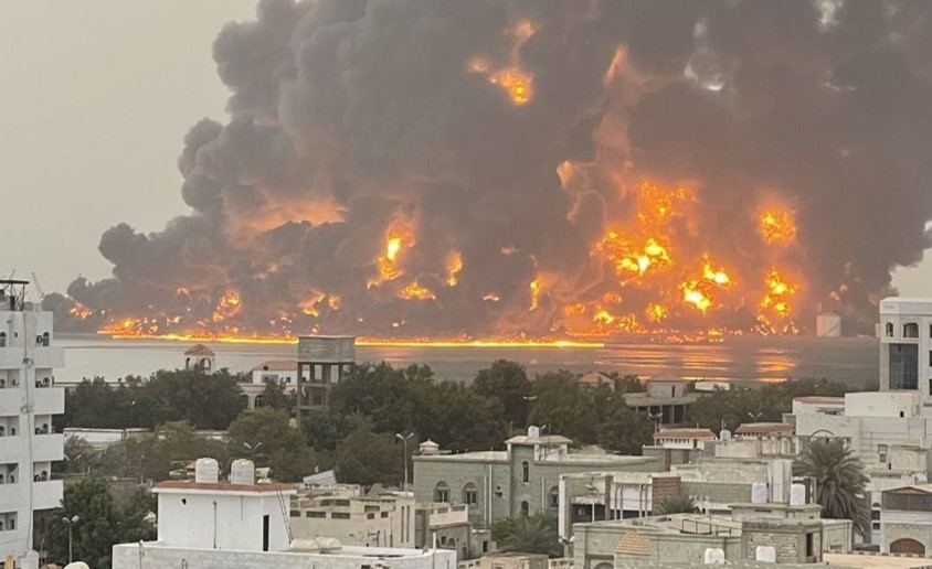 قتلى وجرحى بغارات إسرائيلية على الحديدة غربي اليمن